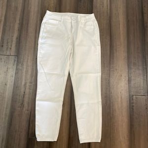 Maurice’s Jeggings in white size Medium - Short